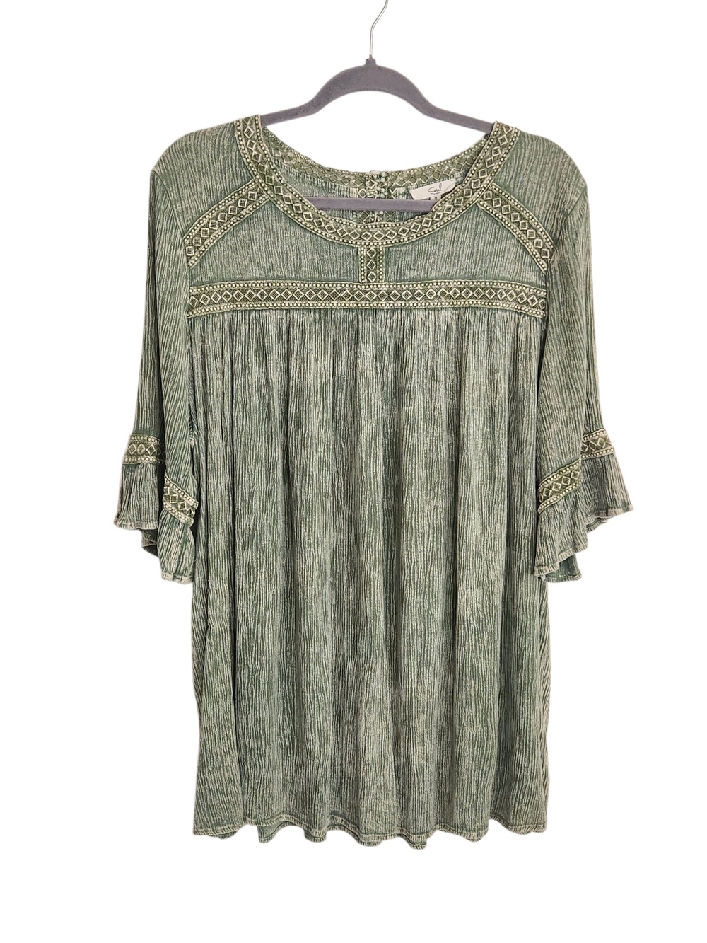 Easel Green and Cream Mineral Wash Lace Trim Boho Tunic Blouse Size Medium Flaw